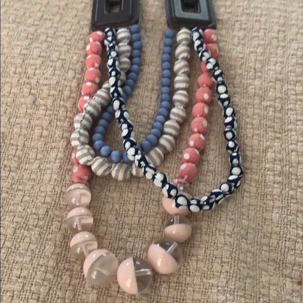 Max&Co necklace - Picture 3 of 5